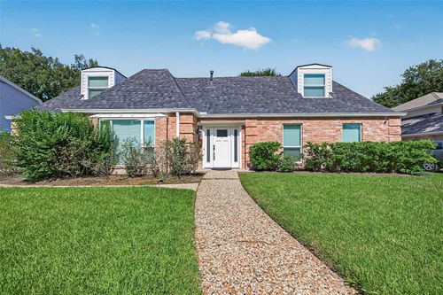 919 Longview Dr, Sugar Land, TX, 77478-4033 | Card Image