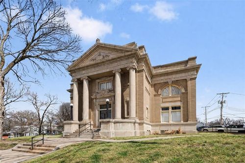 601 S 5th St, Leavenworth, KS, 66048-2612 | Card Image