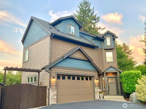 32794 Abrams Avenue, Black Diamond, WA, 98010 | Card Image