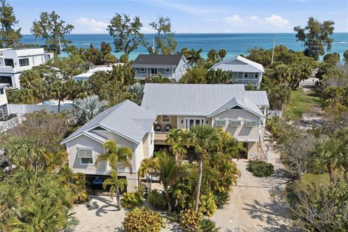 246 Gladiolus Dr, ANNA MARIA, FL, 34216 | Card Image