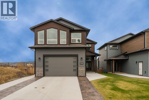 7204 Foxridge Ave, Prince George, BC, V2N0H2 | Card Image