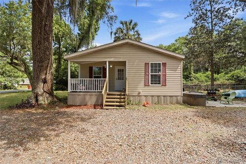 2601 Cr 426b, Lake Panasoffkee, FL, 33538-5514 | Card Image