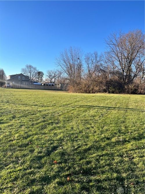 2425 Wilmington Pike, Dayton, OH, 45419-2449 | Card Image