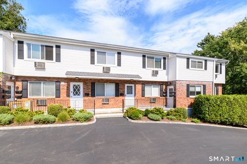13d-40 Cerretta St, Stamford, CT, 06907-1818 | Card Image