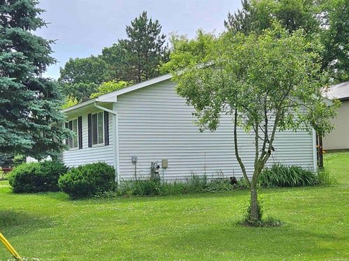 8 Lila, Peck, MI, 48466-9798 | Card Image