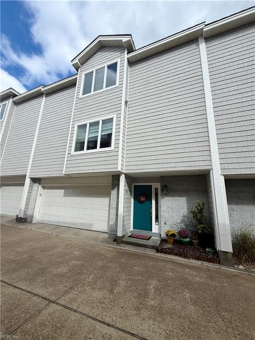 2302 Beach Castle Ln, Virginia Beach, VA, 23451-1154 | Card Image