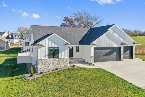 1104 Bay Mist Drive, GREEN BAY, WI, 54311 | Card Image