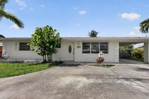 414 Foresteria Dr, Lake Park, FL, 33403-3308 | Card Image