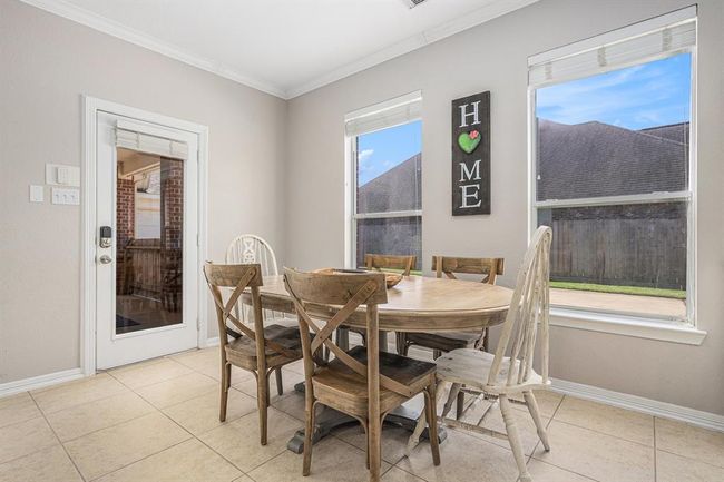 Large breakfast area | Image 17