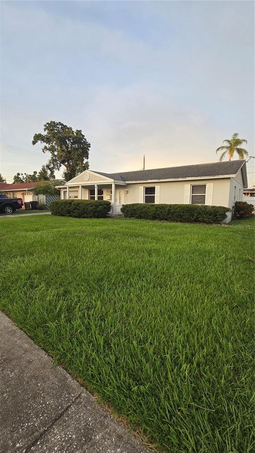 6405 Ambassador Dr, Tampa, FL, 33615-3401 | Card Image
