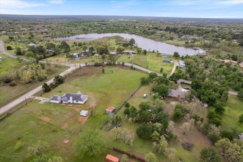 182 Lake Front Dr, Cedar Creek, TX, 78612-3220 | Card Image