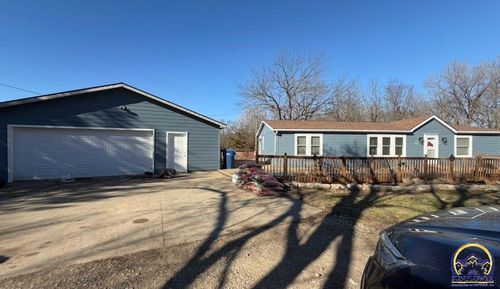 11583 S Auburn Rd, Carbondale, KS, 66414-9442 | Card Image