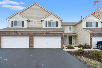 3903 Pratt Court, Townhouse with 3 bedrooms, 2 bathrooms and 2 parking in Plano IL | Image 1