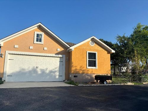 159 Kathy Dr, Lockhart, TX, 78644-2998 | Card Image