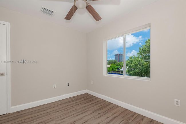 813 Nw 3 Rd Ave, Townhouse with 3 bedrooms, 3 bathrooms and null parking in Fort Lauderdale FL | Image 22