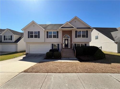 3853 White Pine Rd, Snellville, GA, 30039-5138 | Card Image