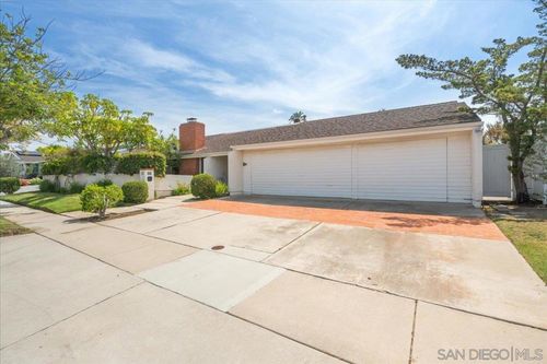 5643 Bloch St, San Diego, CA, 92122-4013 | Card Image