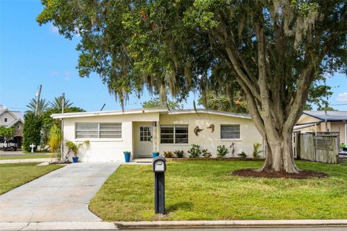 332 Westwinds Dr, Palm Harbor, FL, 34683-1042 | Card Image