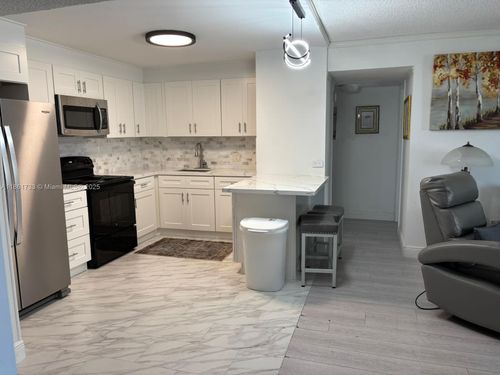 apt-804w-2801 Ne 183rd St, Aventura, FL, 33160-2129 | Card Image