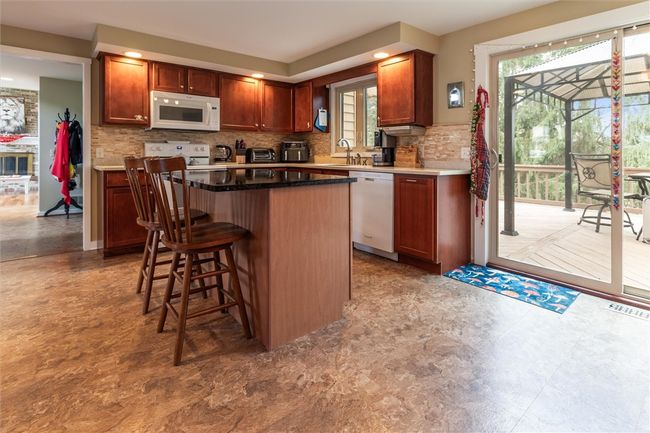 31 Misty Pine Rd, House other with 4 bedrooms, 3 bathrooms and null parking in Fairport NY | Image 17