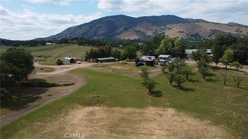 31268 Ruth Hill Rd, Yokuts Valley, CA, 93675-9332 | Card Image