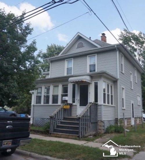 611 Hubble St, Monroe, MI, 48161-1530 | Card Image