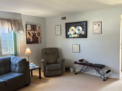 apt-14-930 17th St, Moline, IL, 61265-3156 | Card Image