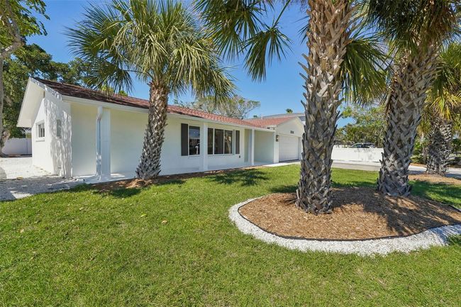 2650 E Vina Del Mar Blvd, House other with 4 bedrooms, 2 bathrooms and null parking in ST PETE BEACH FL | Image 4