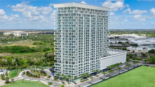 ph07-2000 Metropica Way, Sunrise, FL, 33323-3215 | Card Image