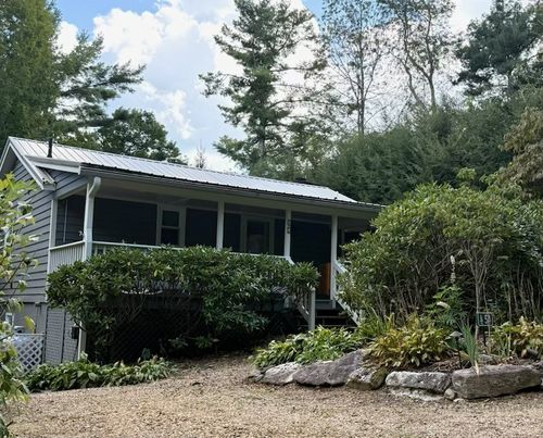 54 Whispering Pine Loop, Newland, NC, 28657-8133 | Card Image