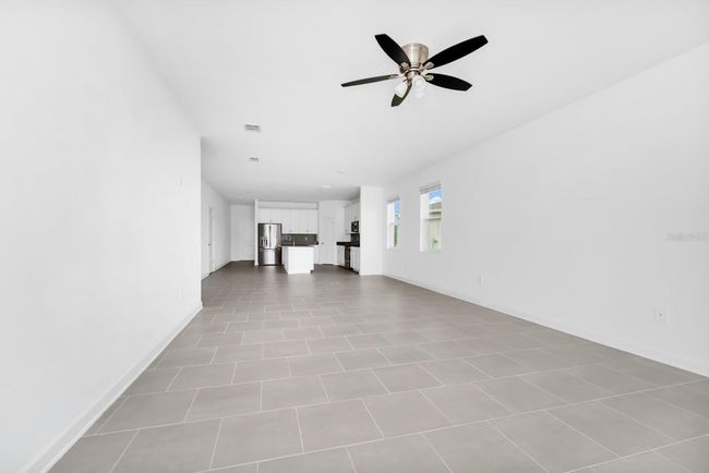 1596 Contentment Loop, House other with 3 bedrooms, 2 bathrooms and null parking in KISSIMMEE FL | Image 4