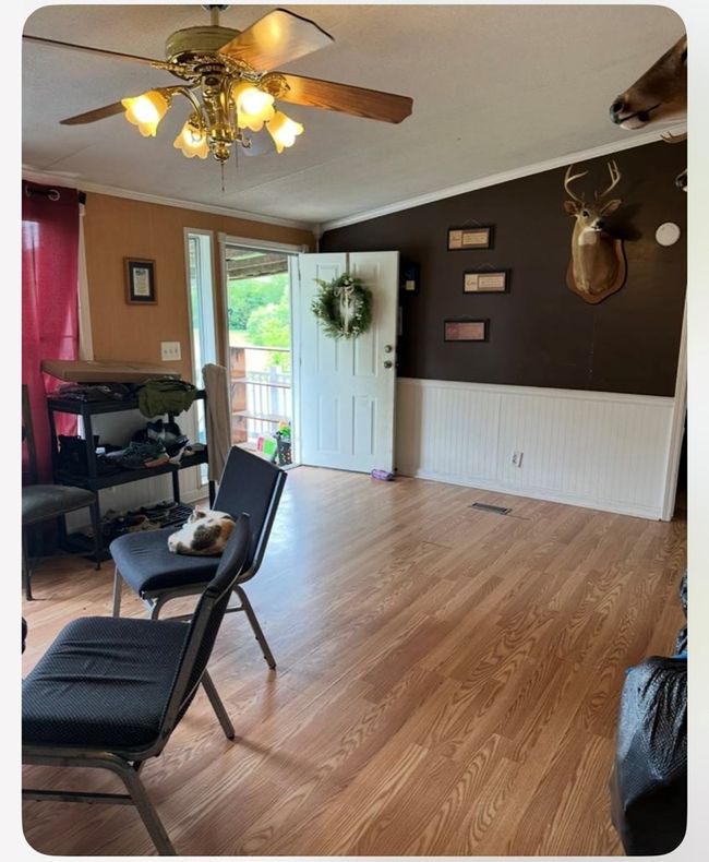 199 Felts Ln, House other with 3 bedrooms, 2 bathrooms and null parking in Max Meadows VA | Image 9
