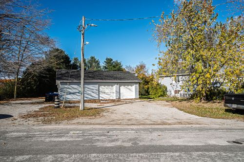 1008 Rainbow Valley Rd W, Phelpston, ON, L0L2K0 | Card Image