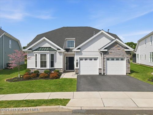 3912 Independence Dr, EASTON, PA, 18045-9702 | Card Image