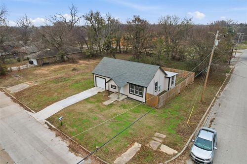 243 S Minnesota Ave, Shawnee, OK, 74801-7924 | Card Image