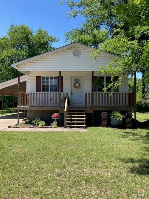 219 Petroleum St, Sikeston, MO, 63801-3511 | Card Image