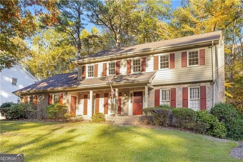 1896 Olde Village Run, Dunwoody, GA, 30338-5114 | Card Image