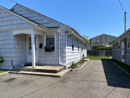 44 Firwood Rd, Port Washington, NY, 11050-1512 | Card Image