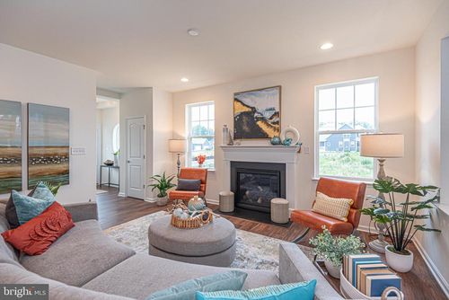 202 Hay St, MILTON, DE, 19968-2227 | Card Image