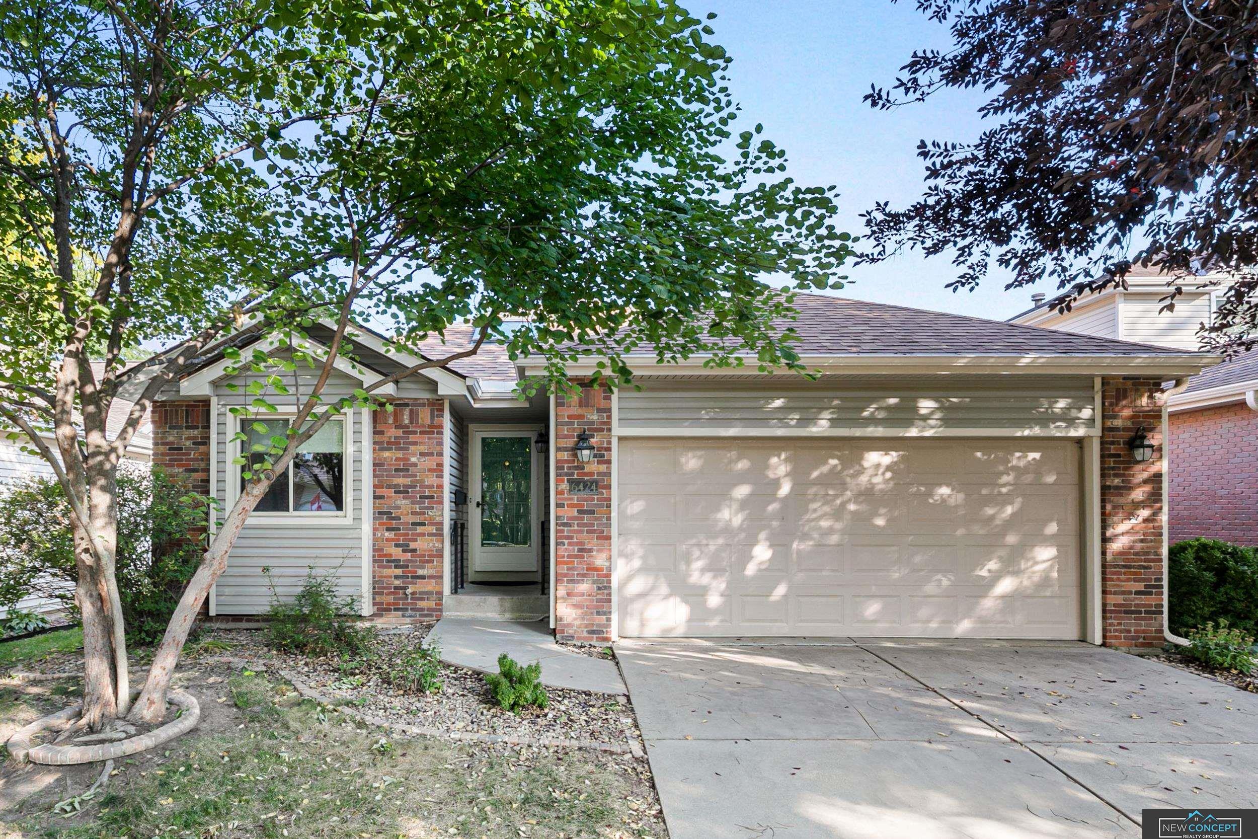 Westminster Ct, Lincoln, NE 68510