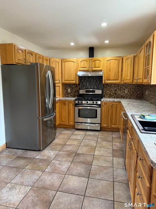 rear-28 Galpin St, Naugatuck, CT, 06770-3919 | Card Image