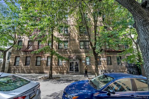 2a-1015 Summit Avenue, New York, NY, 10452 | Card Image
