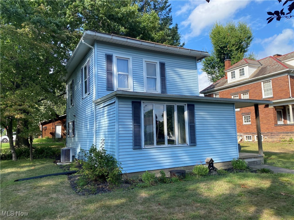 Poplar St, Bolivar, OH 44612