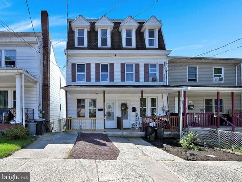 805 Pottsville St, POTTSVILLE, PA, 17901-3834 | Card Image