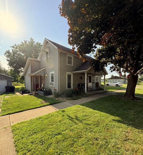 206 N Pierce St, Crestline, OH, 44827-1532 | Card Image