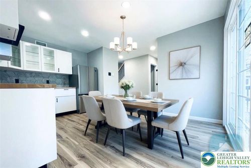 1120 Country Place Dr, Coolbaugh Twp, PA, 18466-7955 | Card Image