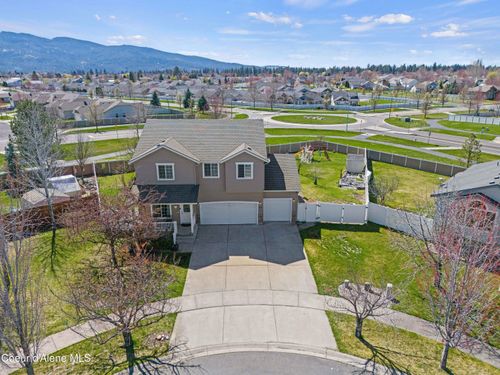 2800 E Thrush Dr, Post Falls, ID, 83854-5907 | Card Image