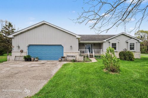 12301 New Lothrop Rd, Byron, MI, 48418-8860 | Card Image