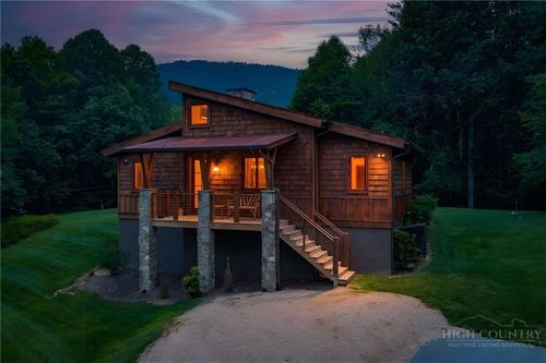 71 Mayfly Ln, Banner Elk, NC, 28604-6463 | Card Image