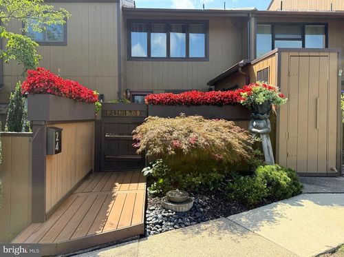 24 Tahoe, NEW HOPE, PA, 18938-1268 | Card Image